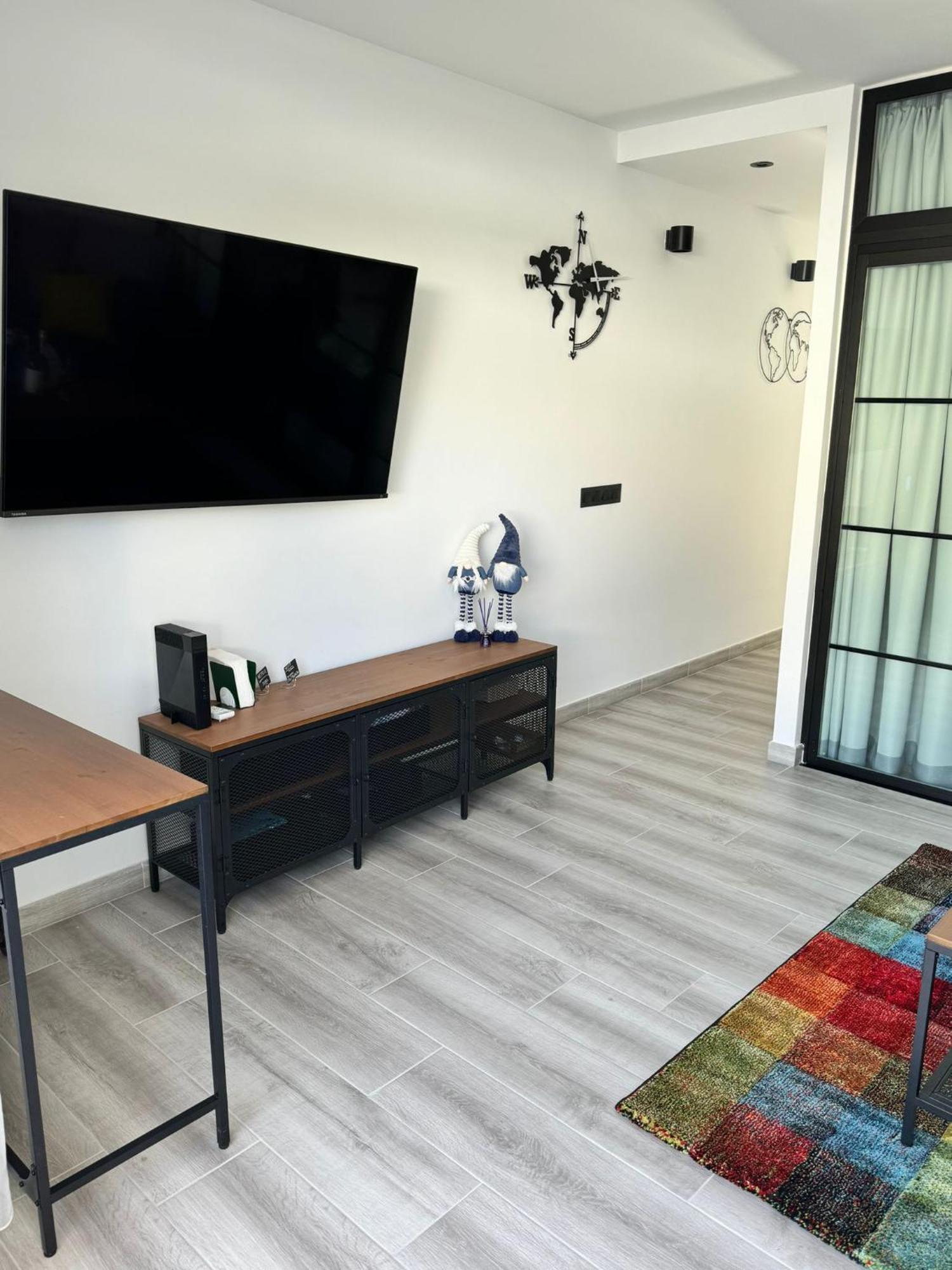 Yumbo-europa Apartament